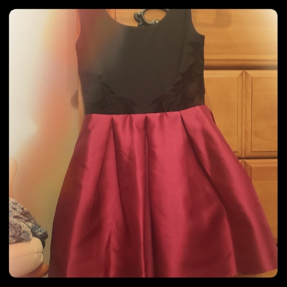 Gorgeous bridesmaid/semi formal dress